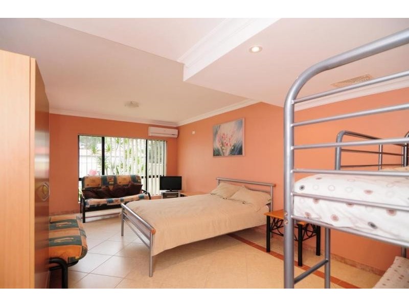 25b Elizabeth Drive, Vincentia NSW 2540