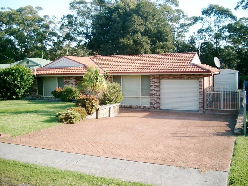 8 Bottlebrush Avenue, Bewong NSW 2540