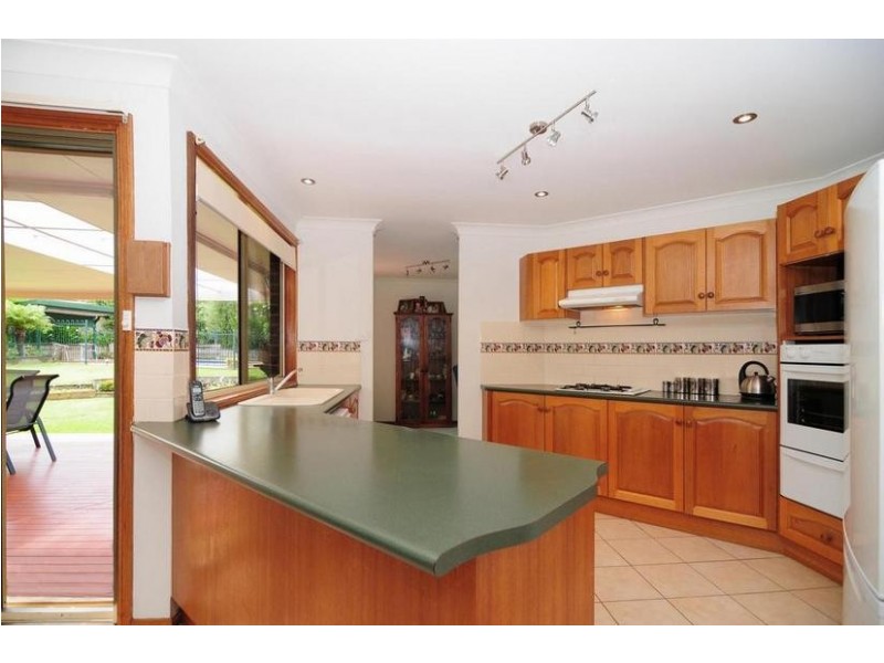 8 Wahroonga Close, St Georges Basin NSW 2540