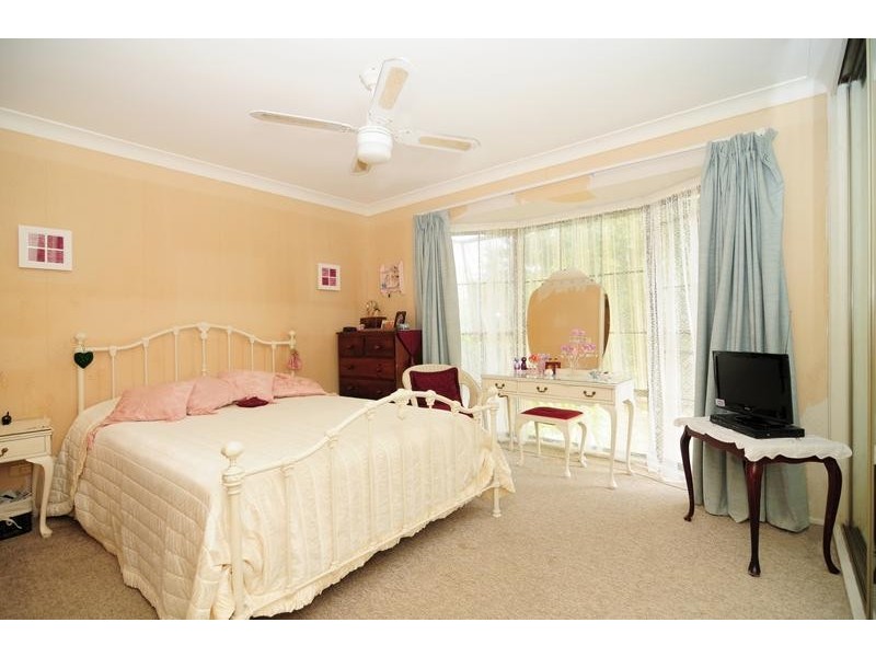 48 St George Avenue, Vincentia NSW 2540