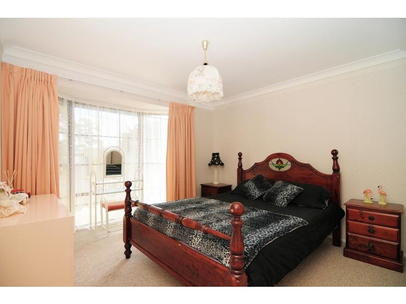 48 St George Avenue, Vincentia NSW 2540