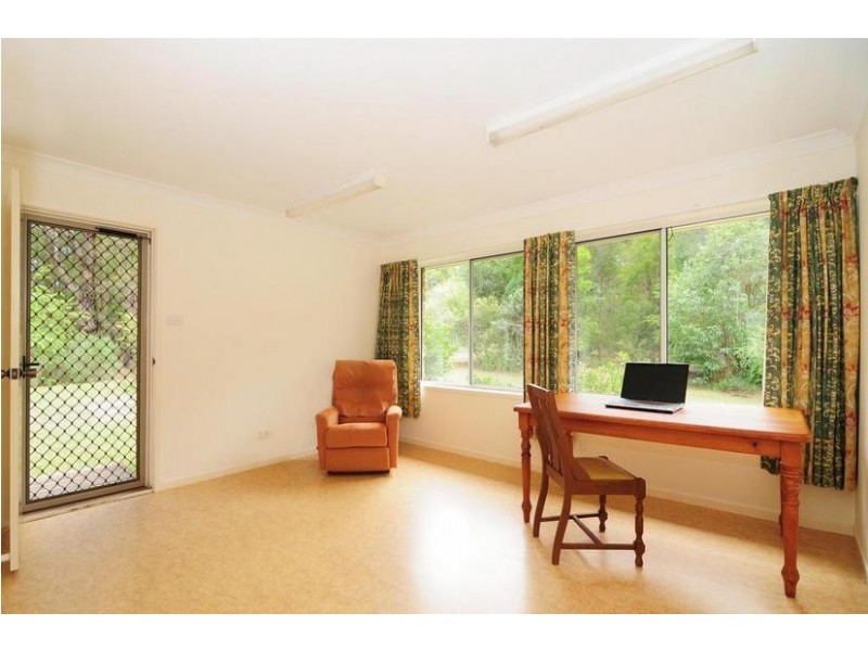 39 Cambourne Road, Tomerong NSW 2540