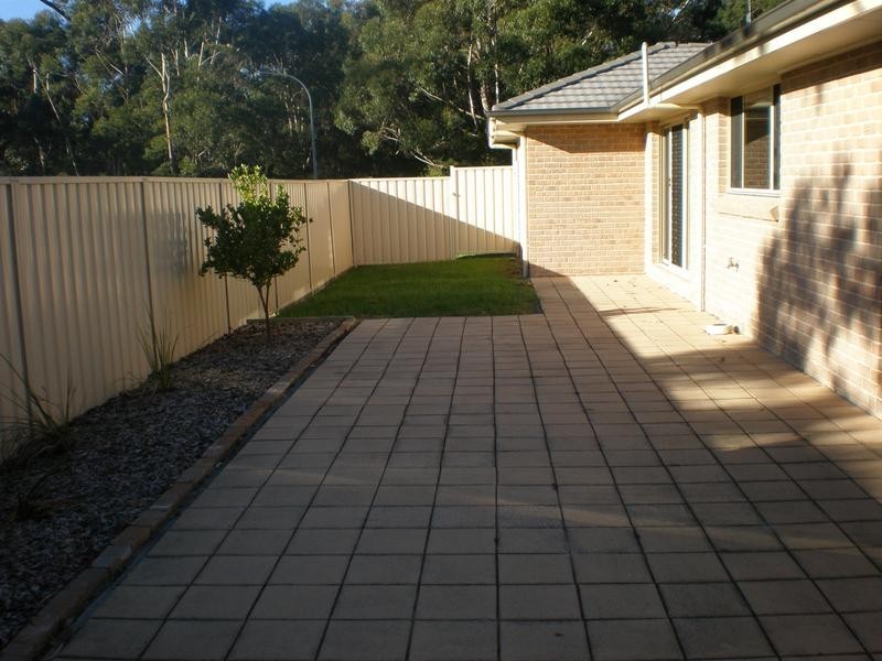 1 Atkins Place, St Georges Basin NSW 2540