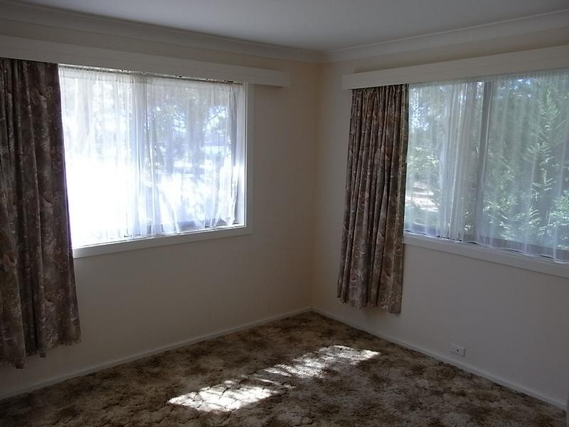 230 Loralyn Avenue, Sanctuary Point NSW 2540