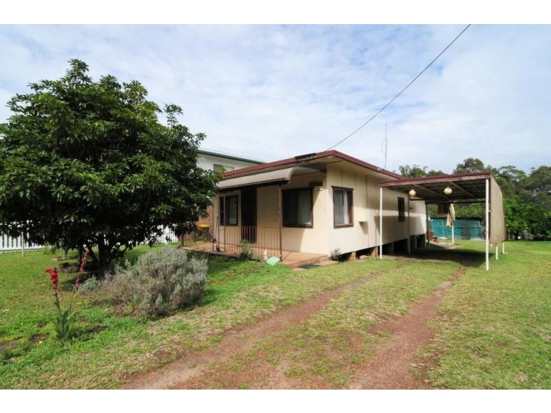124 Tallyan Point Road, Basin View NSW 2540