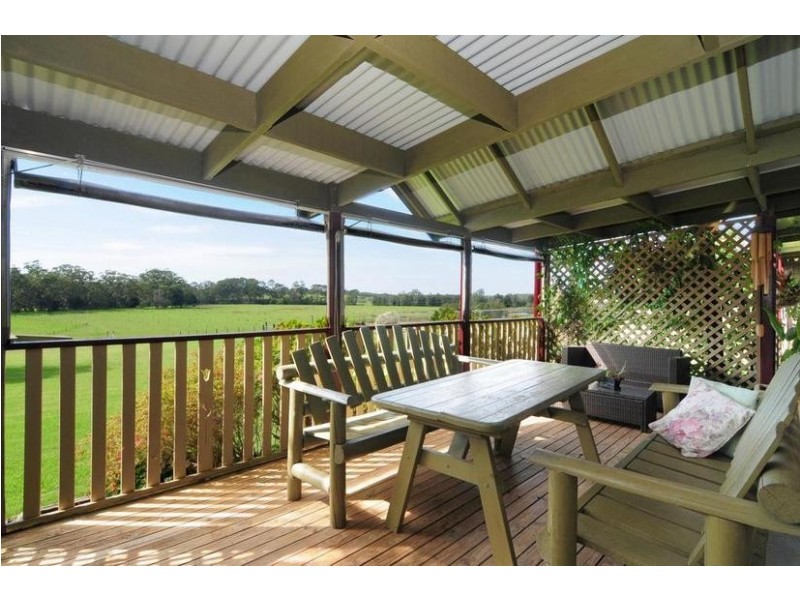 775e Falls Road, Falls Creek NSW 2540