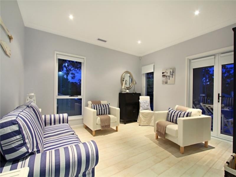 107 Sanctuary Point Road, Sanctuary Point NSW 2540