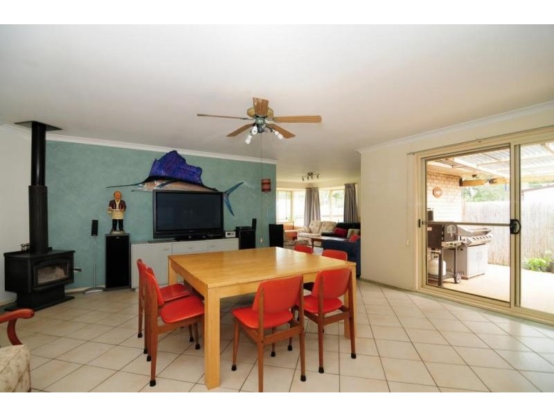 10 Tallyan Point Road, Basin View NSW 2540