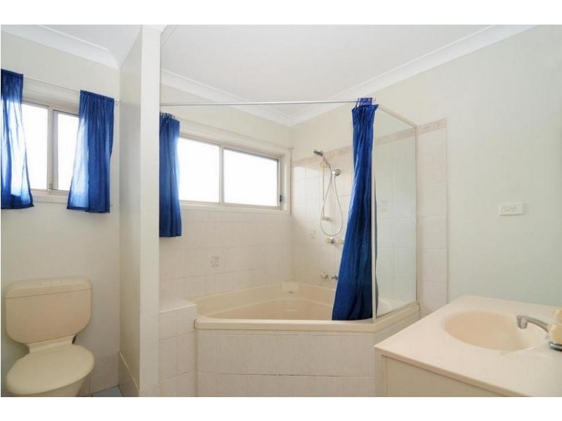 37 Winn Avenue, Basin View NSW 2540