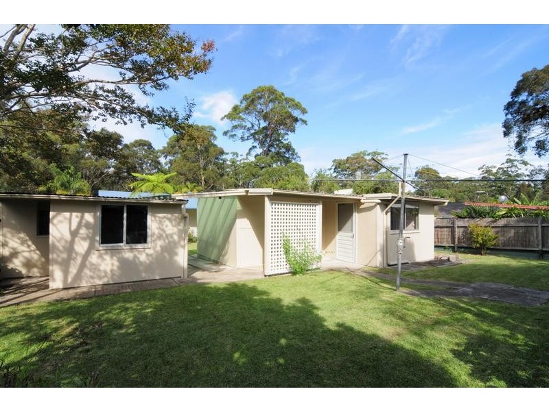 11 McGowen Street, Old Erowal Bay NSW 2540