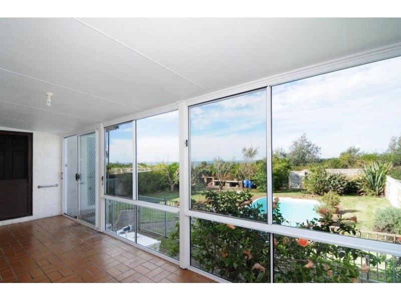 126 Elizabeth Drive, Vincentia NSW 2540