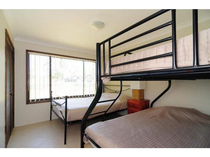 32 Elizabeth Drive, Vincentia NSW 2540