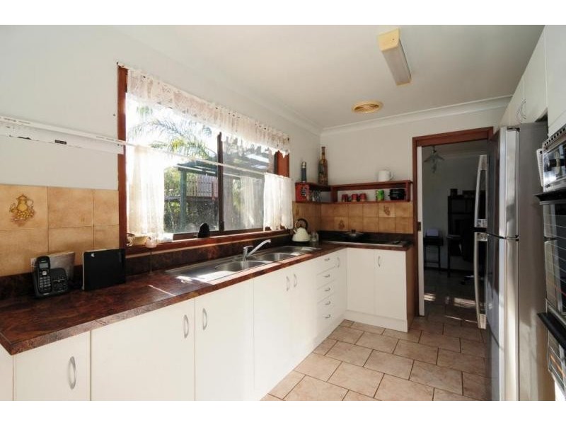 1 Truscott Avenue, Sanctuary Point NSW 2540