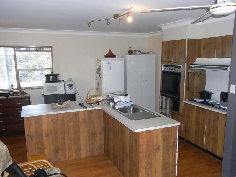 7 Boathaven Avenue, Basin View NSW 2540