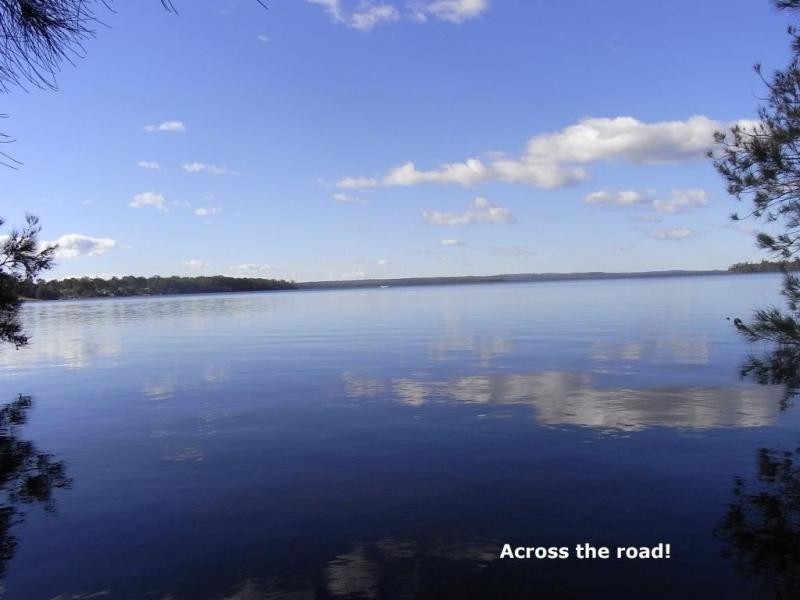 7 Boathaven Avenue, Basin View NSW 2540