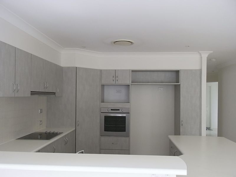 25 Streamside Street, Woollamia NSW 2540