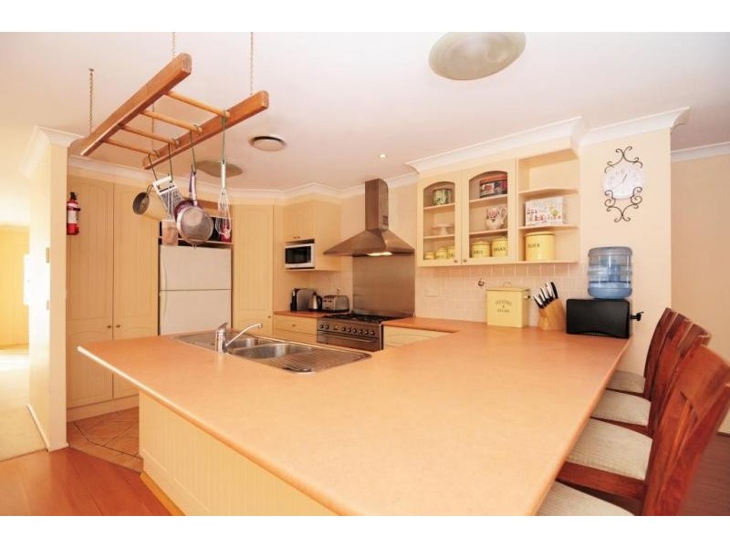 102 Cammaray Drive, Sanctuary Point NSW 2540