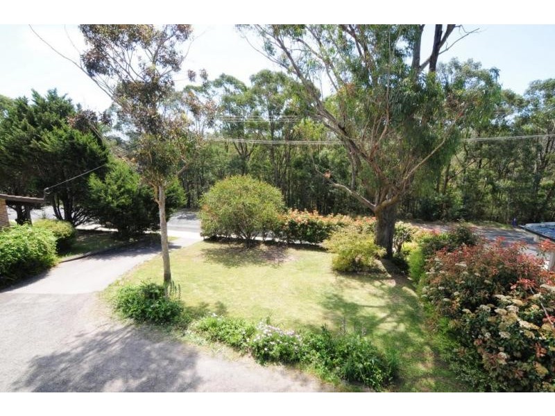 6 The Wool Road, Basin View NSW 2540