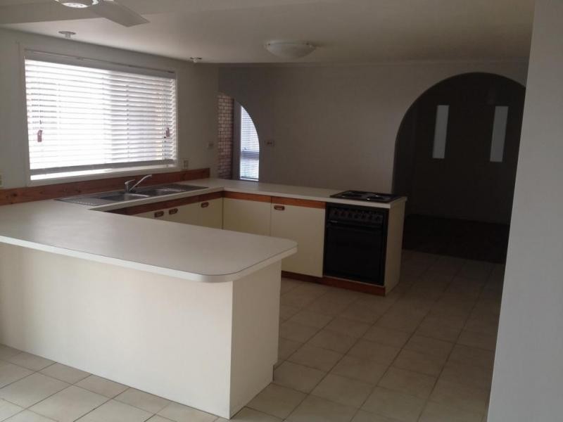22 Gibson Crescent, Sanctuary Point NSW 2540