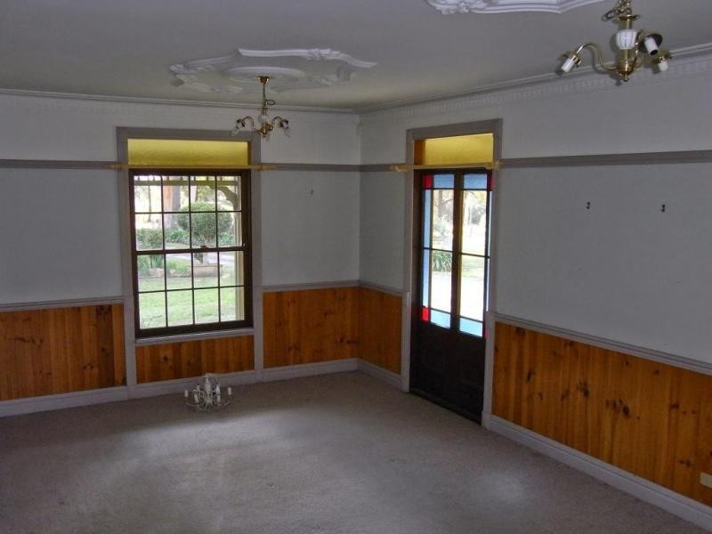 35 Gardner Road, Falls Creek NSW 2540
