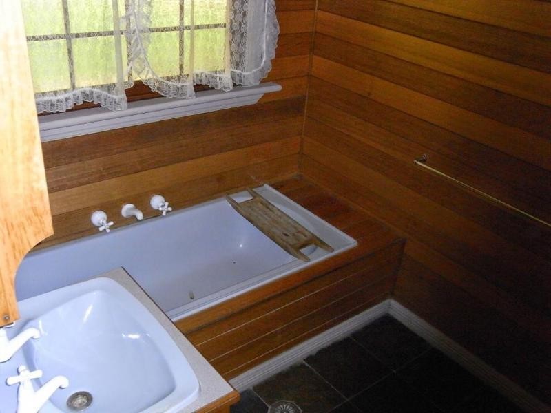 35 Gardner Road, Falls Creek NSW 2540