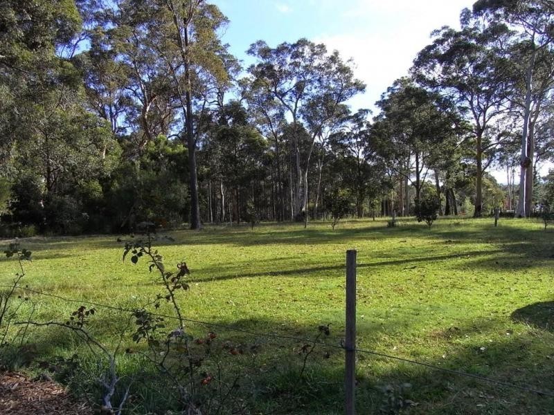 35 Gardner Road, Falls Creek NSW 2540