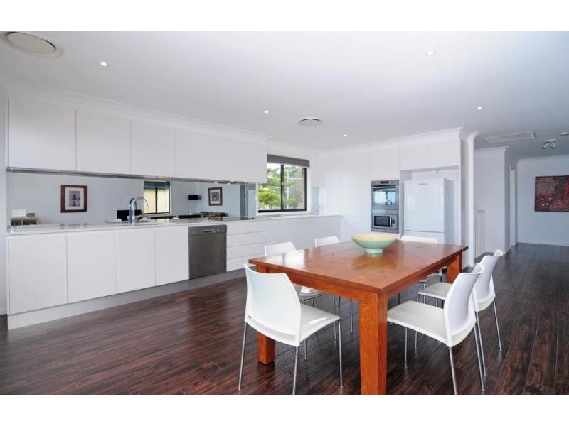 112 Elizabeth Drive, Vincentia NSW 2540