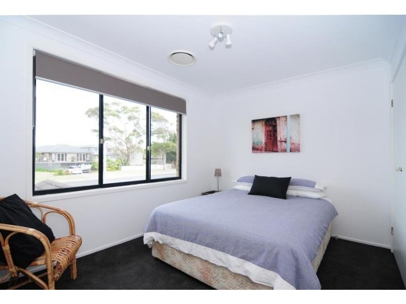 112 Elizabeth Drive, Vincentia NSW 2540