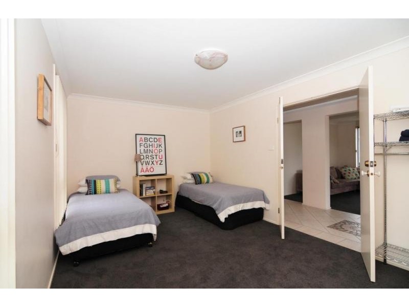 112 Elizabeth Drive, Vincentia NSW 2540