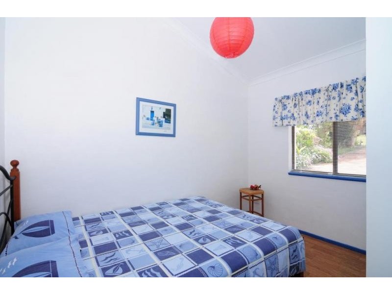 18 Caulfield Parade, Old Erowal Bay NSW 2540