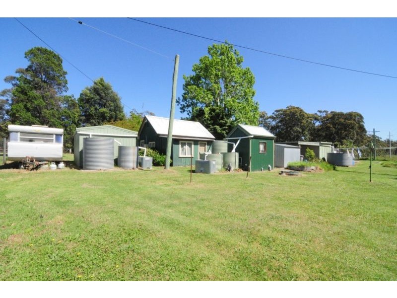 11 Hawken Road, Tomerong NSW 2540