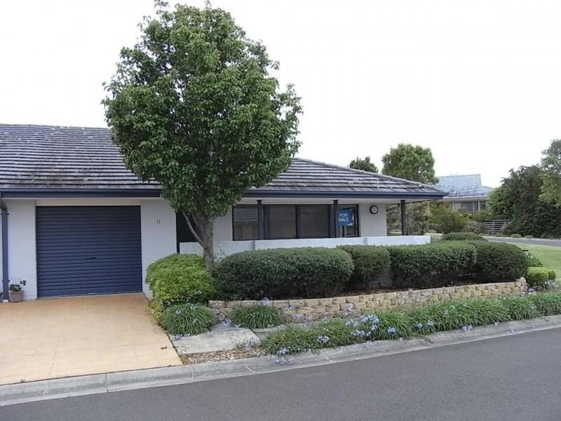 11 Walterhood Parade, Worrowing Heights NSW 2540