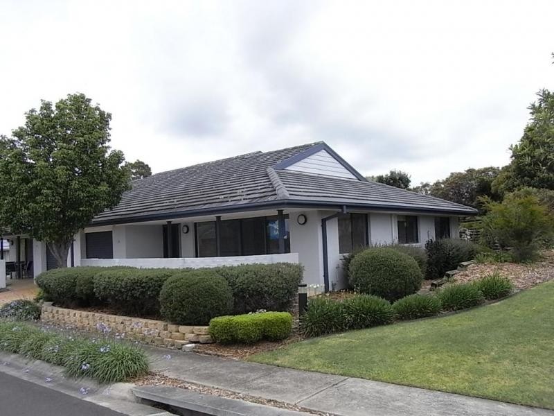 11 Walterhood Parade, Worrowing Heights NSW 2540