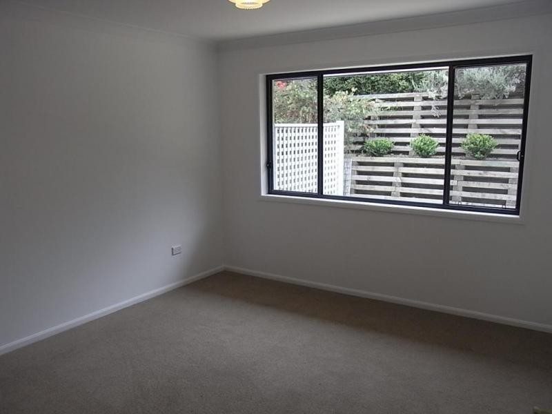 11 Walterhood Parade, Worrowing Heights NSW 2540