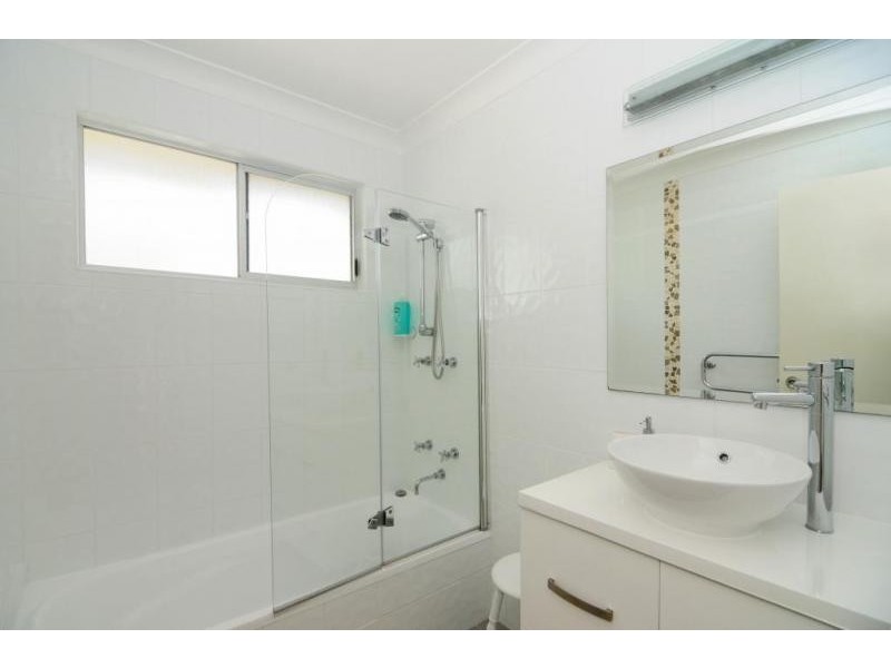 422 Elizabeth Drive, Vincentia NSW 2540