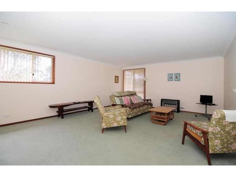 32 First Avenue, Erowal Bay NSW 2540