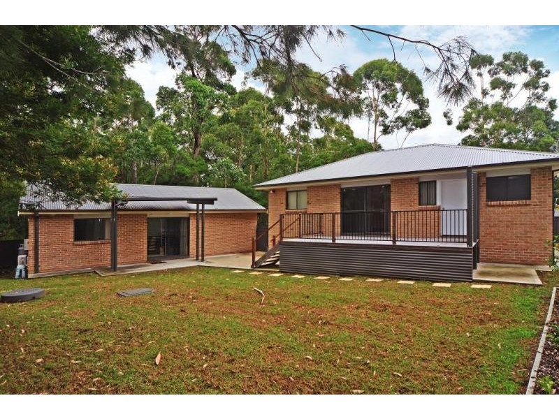 8 Tilbrook Avenue, St Georges Basin NSW 2540