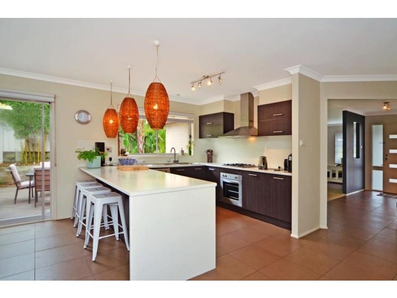 10 Hogbin Crescent, Sanctuary Point NSW 2540