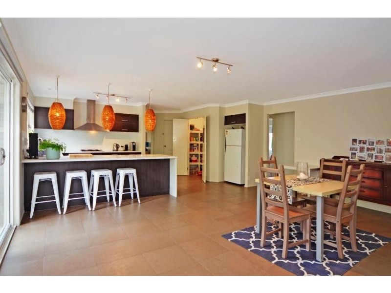 10 Hogbin Crescent, Sanctuary Point NSW 2540