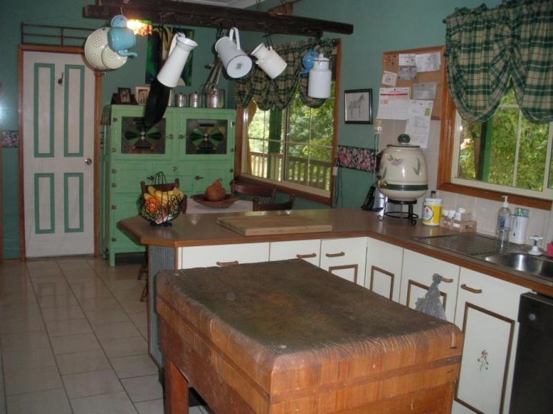 917 Sussex Inlet Road, Sussex Inlet NSW 2540