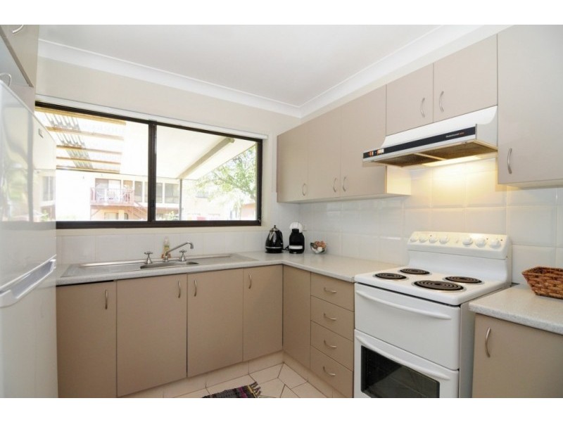32 Elizabeth Drive, Vincentia NSW 2540