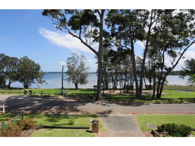 6 Kevin Crescent, St Georges Basin NSW 2540