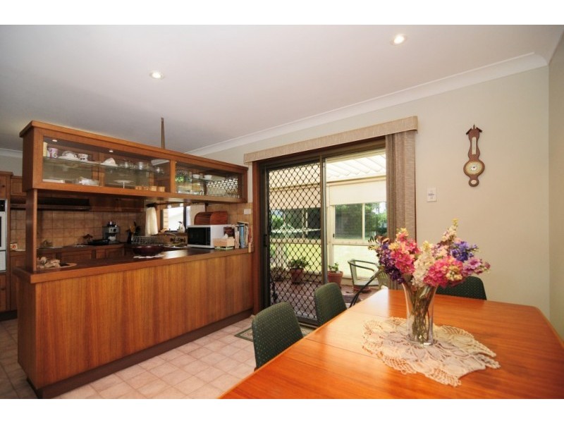 6 Kevin Crescent, St Georges Basin NSW 2540