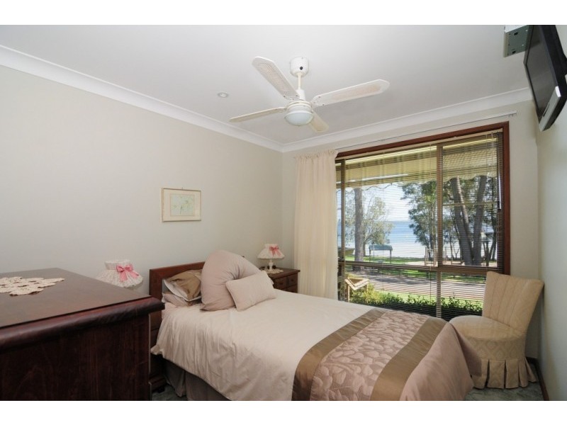 6 Kevin Crescent, St Georges Basin NSW 2540
