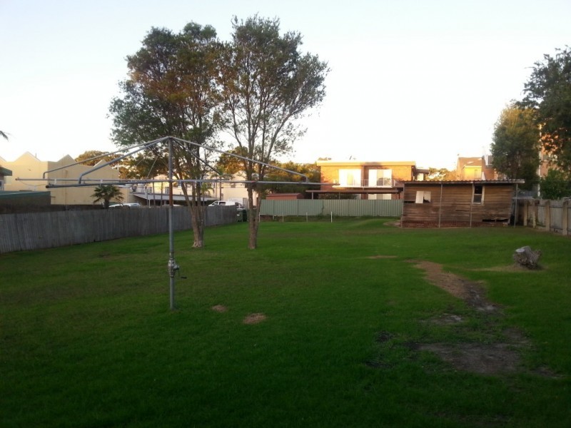 12 Currambene Street, Huskisson NSW 2540