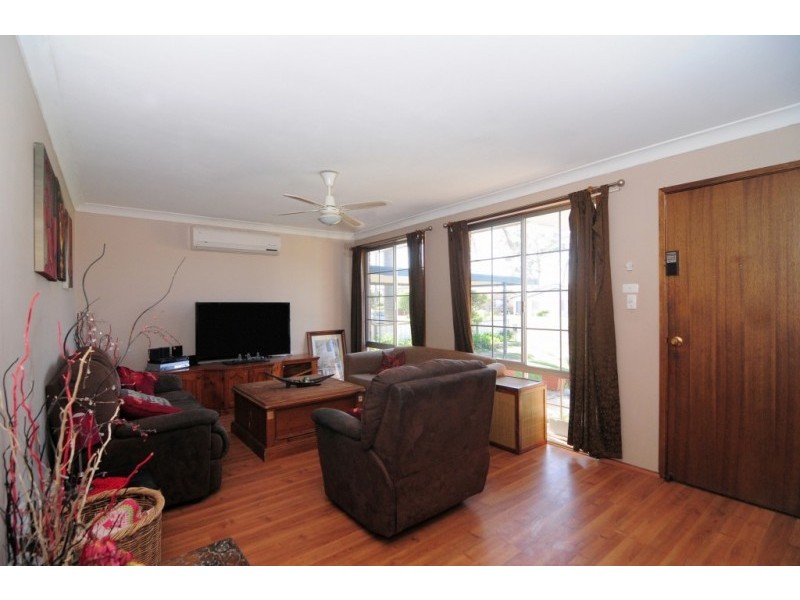 11 Kingsford Smith Crescent, Sanctuary Point NSW 2540