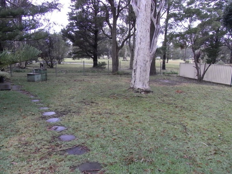 129 Waratah Crescent, Sanctuary Point NSW 2540