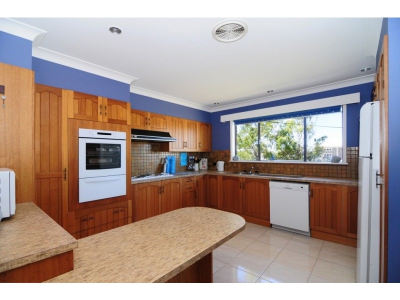 49 Elizabeth Drive, Vincentia NSW 2540