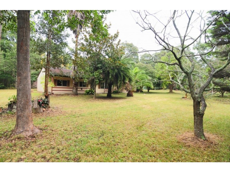 11 Seasongood Road, Woollamia NSW 2540