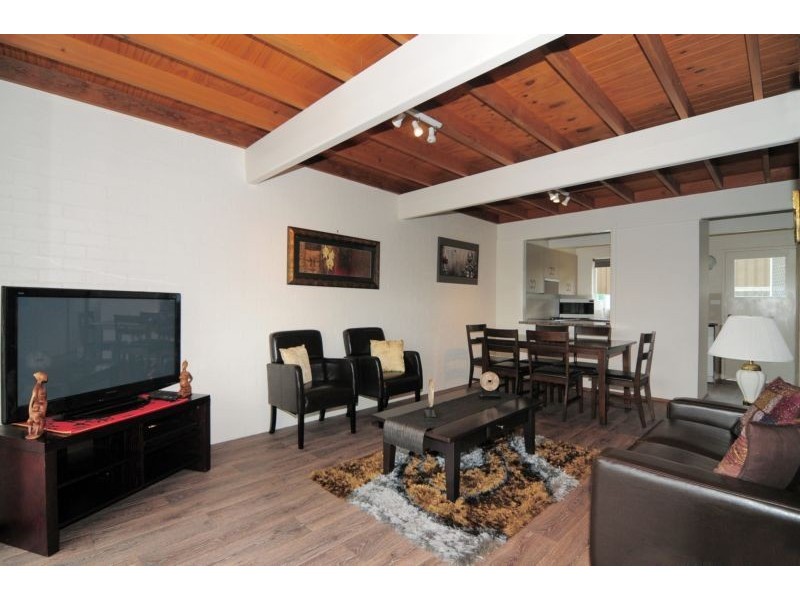 4/2 Caroline Street, Vincentia NSW 2540